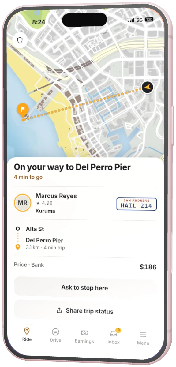 Hail, rider side: on the way to Del Perro Pier with the driver's plate.